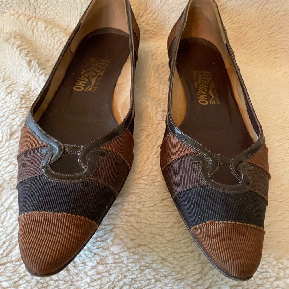 Vintage Salvatore Ferragamo Brown Flats - Picture 2 of 11